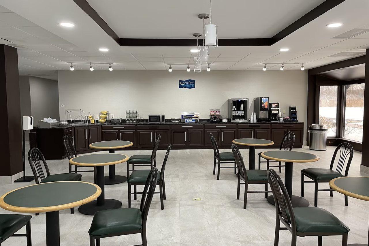 Hotel Clarion Pointe Near Erie Casino Kearsarge Esterno foto