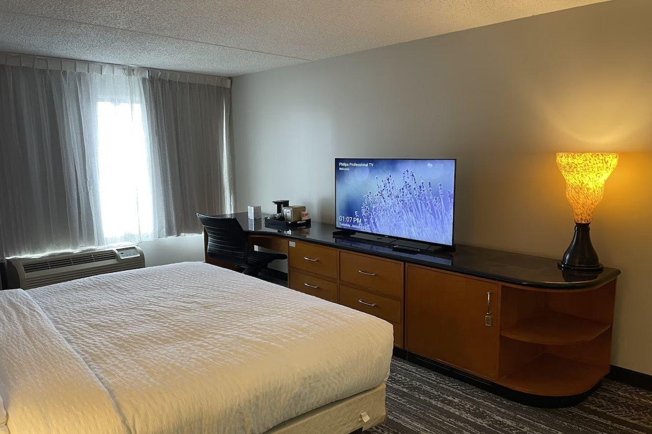Hotel Clarion Pointe Near Erie Casino Kearsarge Esterno foto