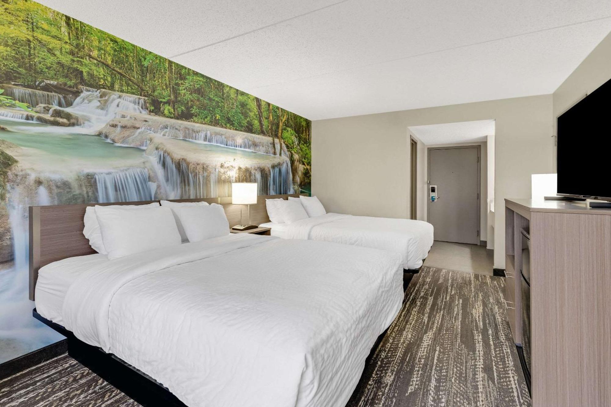 Hotel Clarion Pointe Near Erie Casino Kearsarge Esterno foto