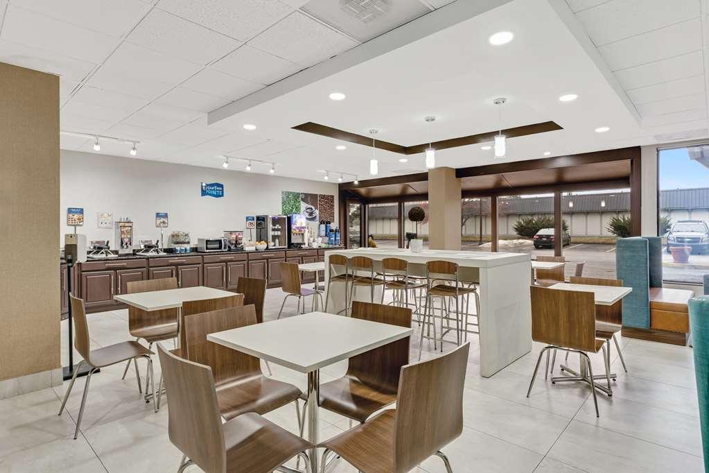 Hotel Clarion Pointe Near Erie Casino Kearsarge Ristorante foto