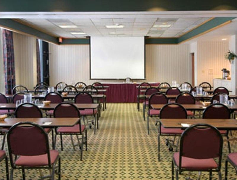 Hotel Clarion Pointe Near Erie Casino Kearsarge Esterno foto
