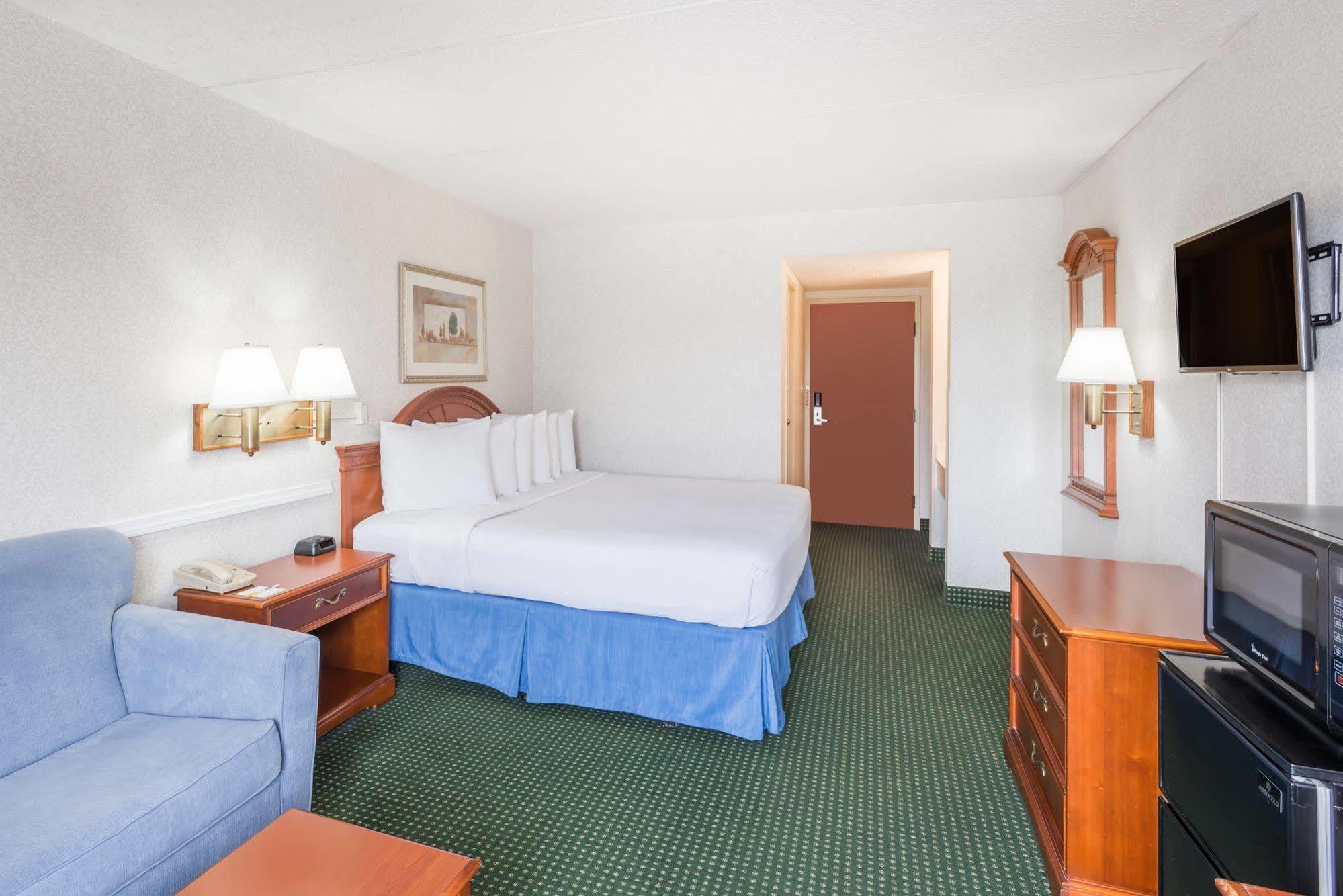 Hotel Clarion Pointe Near Erie Casino Kearsarge Esterno foto