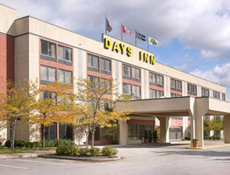 Hotel Clarion Pointe Near Erie Casino Kearsarge Esterno foto